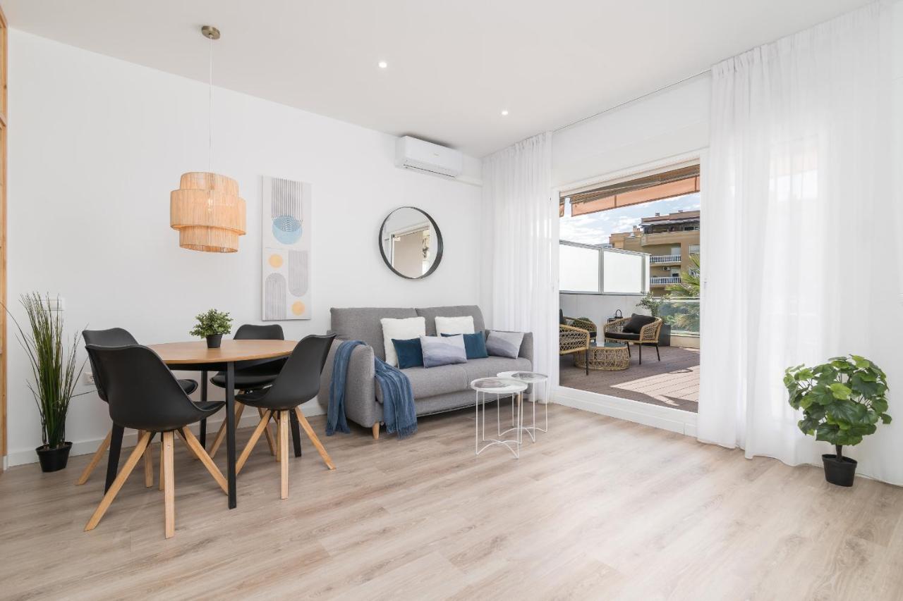 Suite Homes Hesperides Garden Beach Málaga Exterior foto