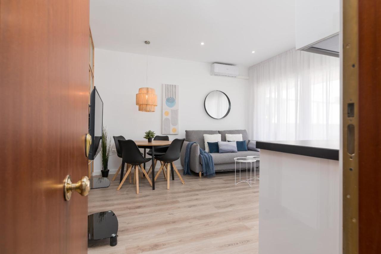 Suite Homes Hesperides Garden Beach Málaga Exterior foto